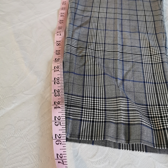 Halogen Blue & Gray Plaid Cropped Pants Size 18 - Picture 6 of 6